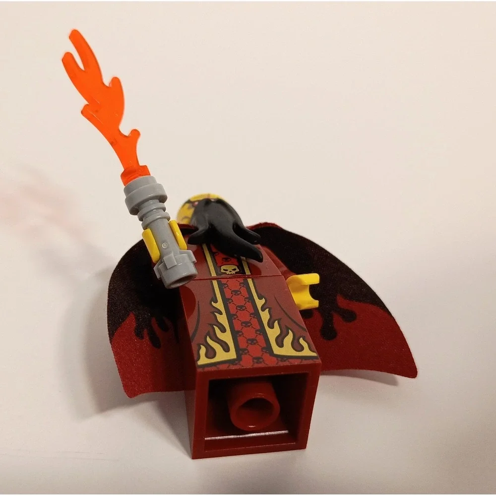 LEGO COLLECTIBLE MINIFIGURES Series 13 Evil Wizard